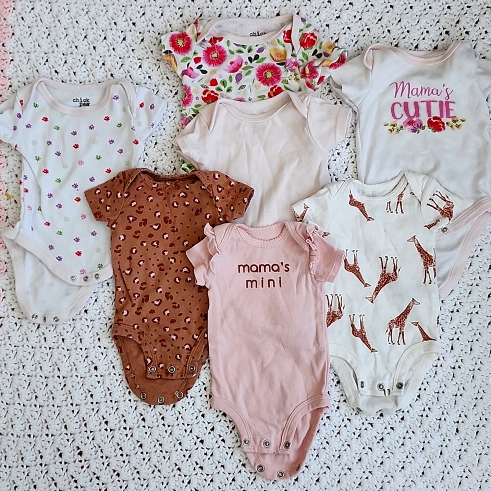 Baby girl onesies Bundle , Newborn-3M